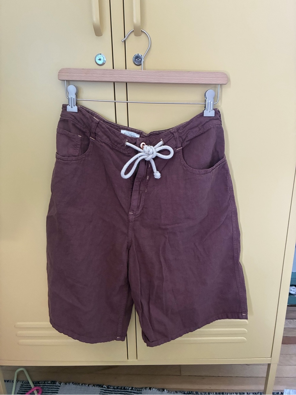 Anthropologie Pilcro Dark Brown Drawstring linen blend Bermuda Shorts size 29 - Picture 2 of 4